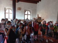 Výlet 4.C a 6.B na hrad Karlštejn a do Tepfaktoru 29. 6. 2021