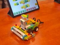 Ukázka stepu a robotiky ve školní družině